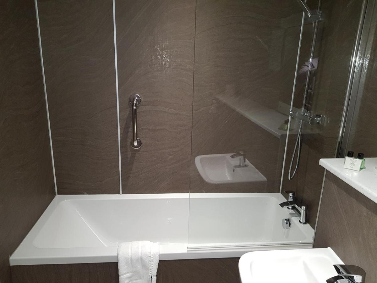 Dunmuir Hotel 던바 외부 사진
